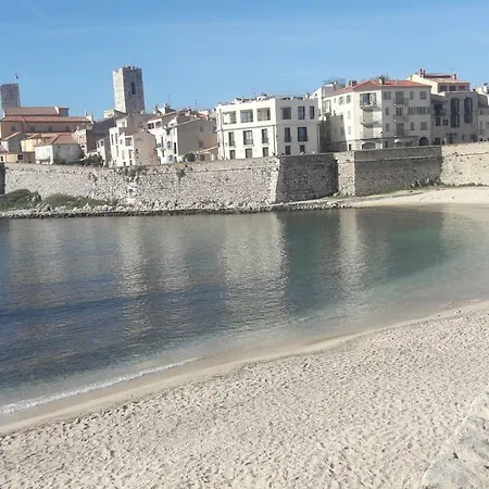 Apartament Amiral Courbet *
